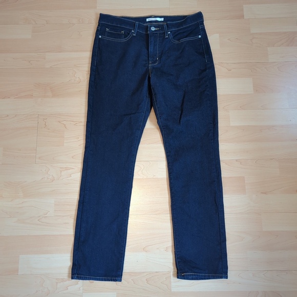 Levi’s 312 Shaping Slim Straight Leg Dark Wash Jeans - Picture 5 of 14